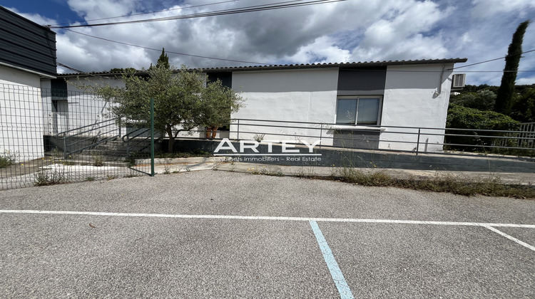 Ma-Cabane - Location Divers La Valette-du-Var, 292 m²