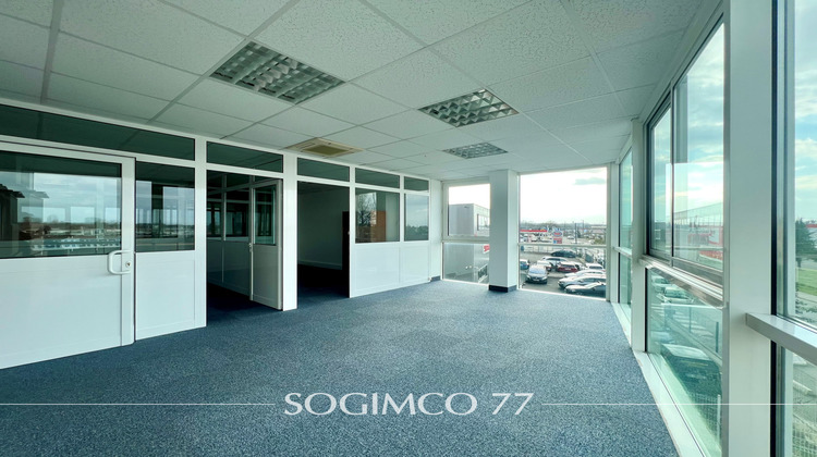 Ma-Cabane - Location Divers Lagny-sur-Marne, 154 m²