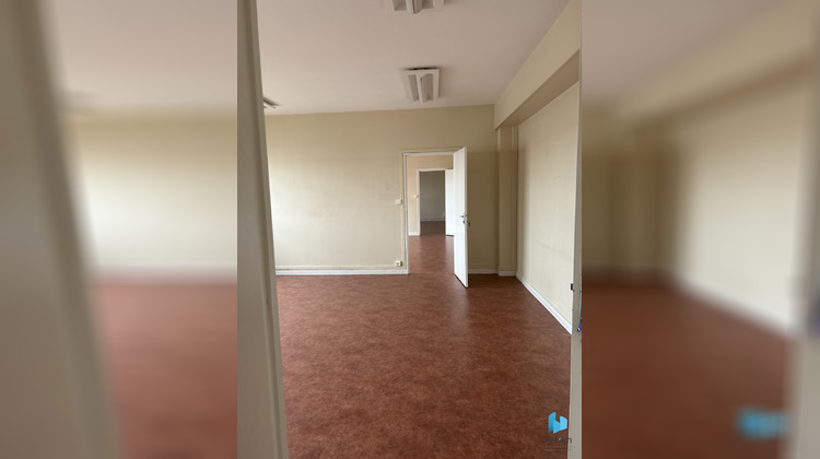 Ma-Cabane - Location Divers Le Mans, 342 m²