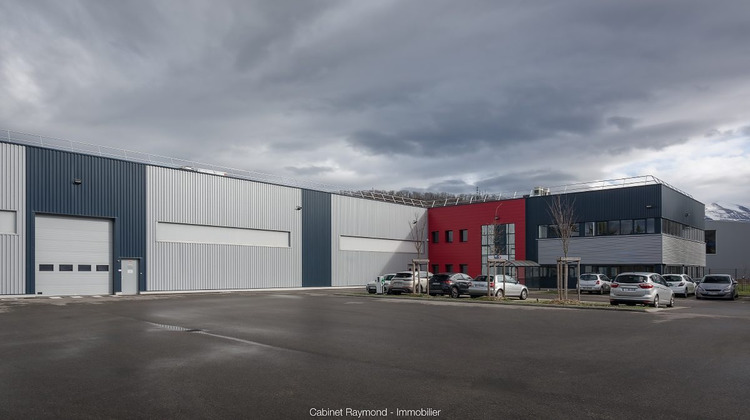 Ma-Cabane - Location Divers Le Pont-de-Claix, 150 m²