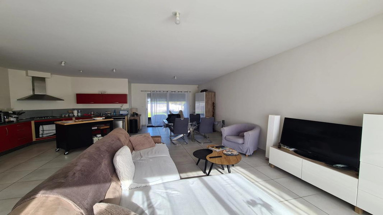 Ma-Cabane - Location Divers LE RELECQ KERHUON, 93 m²