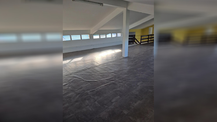 Ma-Cabane - Location Divers Le Robert, 184 m²