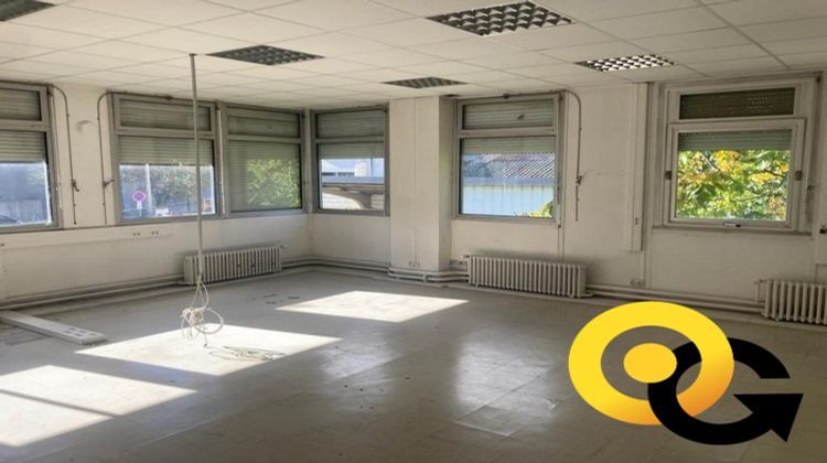 Ma-Cabane - Location Divers Les Clayes-sous-Bois, 435 m²