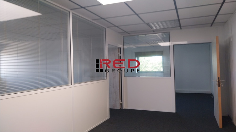 Ma-Cabane - Location Divers Les Pennes-Mirabeau, 174 m²