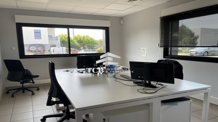 Ma-Cabane - Location Divers Les Sorinières, 210 m²