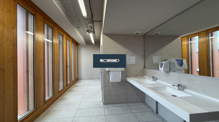 Ma-Cabane - Location Divers Lille, 217 m²