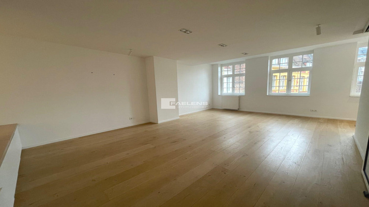 Ma-Cabane - Location Divers Lille, 259 m²