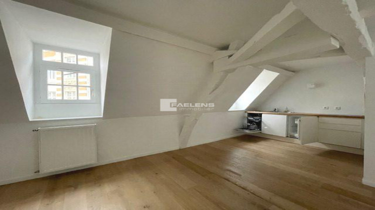 Ma-Cabane - Location Divers Lille, 259 m²