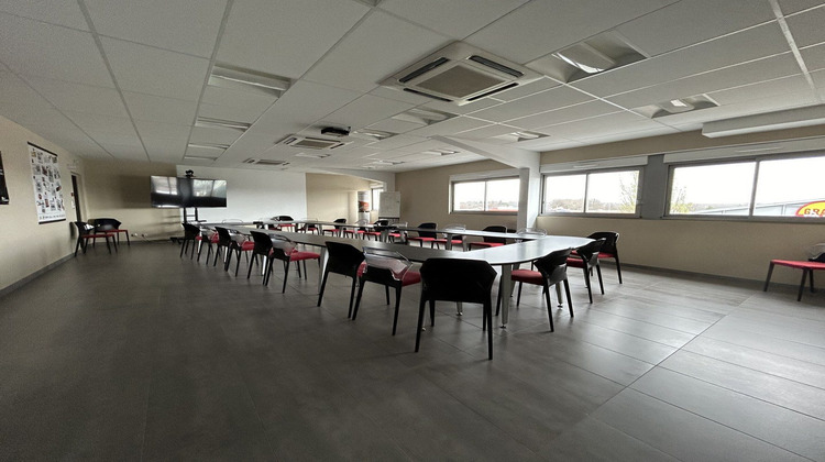 Ma-Cabane - Location Divers Limoges, 1699 m²