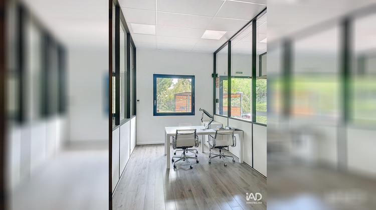 Ma-Cabane - Location Divers Limonest, 143 m²