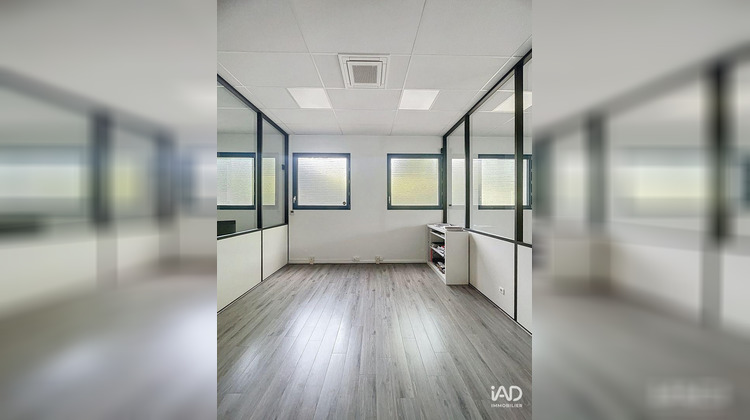 Ma-Cabane - Location Divers Limonest, 143 m²