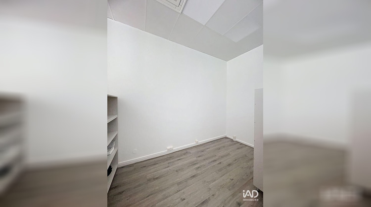 Ma-Cabane - Location Divers Limonest, 143 m²
