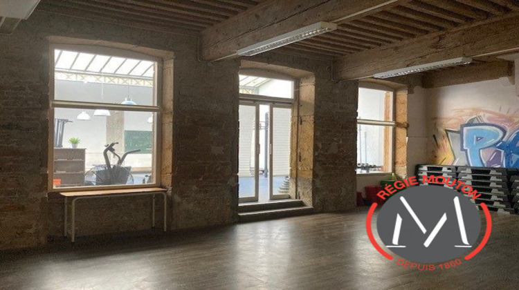 Ma-Cabane - Location Divers LYON 2EME, 199 m²