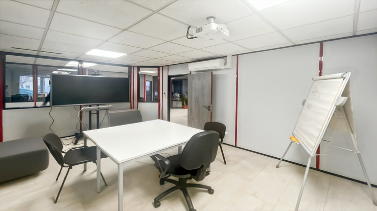 Ma-Cabane - Location Divers Lyon, 152 m²