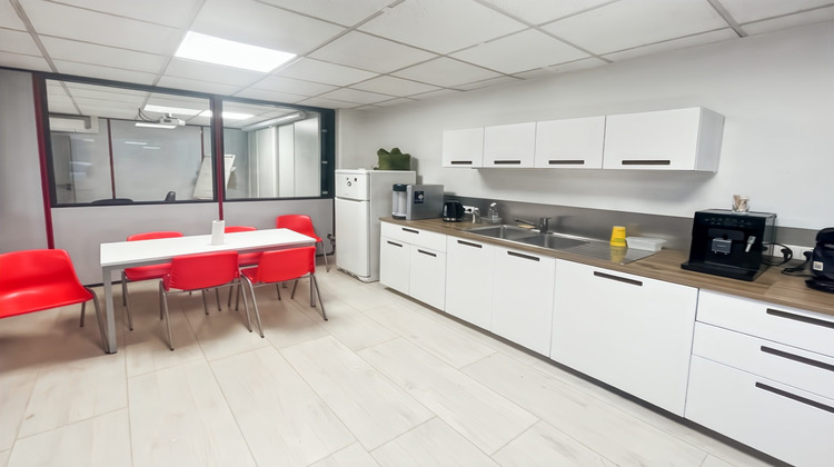 Ma-Cabane - Location Divers Lyon, 152 m²
