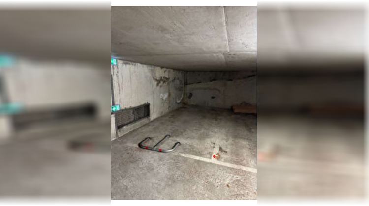 Ma-Cabane - Location Divers LYON 8, 0 m²