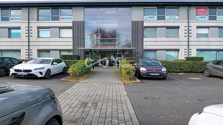 Ma-Cabane - Location Divers Magny-le-Hongre, 176 m²