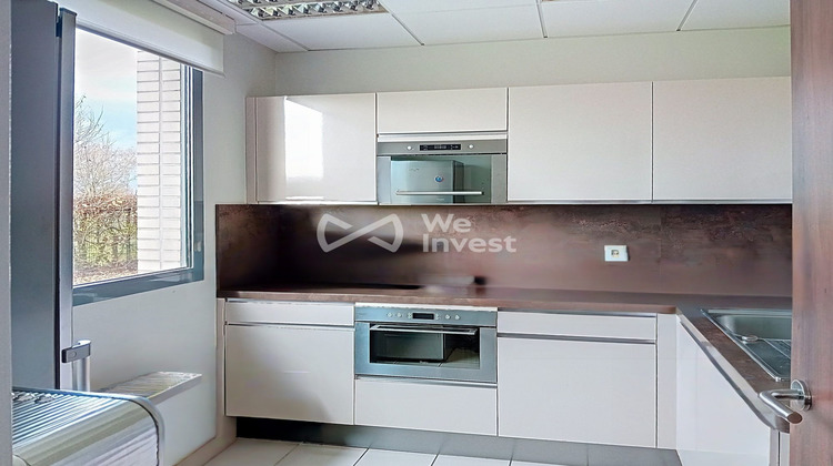 Ma-Cabane - Location Divers Magny-le-Hongre, 400 m²