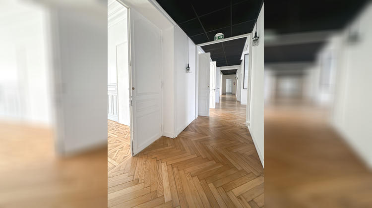 Ma-Cabane - Location Divers Marseille, 390 m²