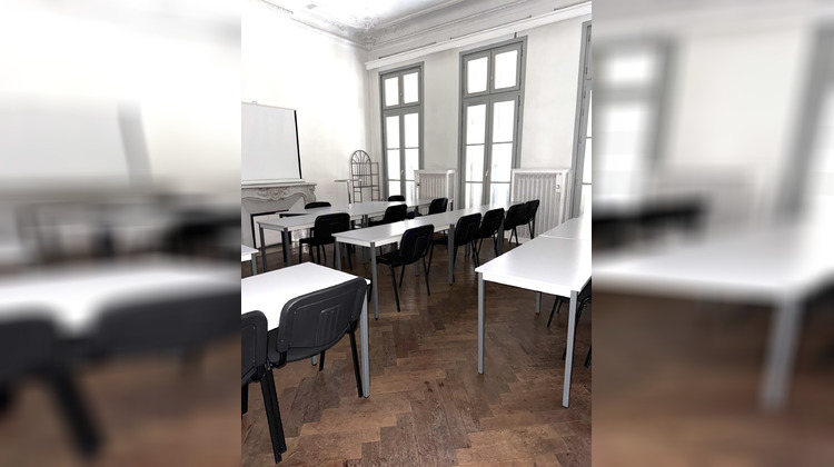 Ma-Cabane - Location Divers Marseille, 1168 m²