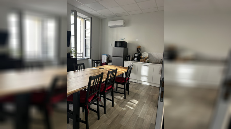 Ma-Cabane - Location Divers Marseille, 88 m²