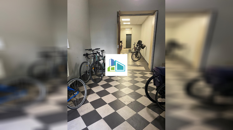 Ma-Cabane - Location Divers Marseille, 517 m²