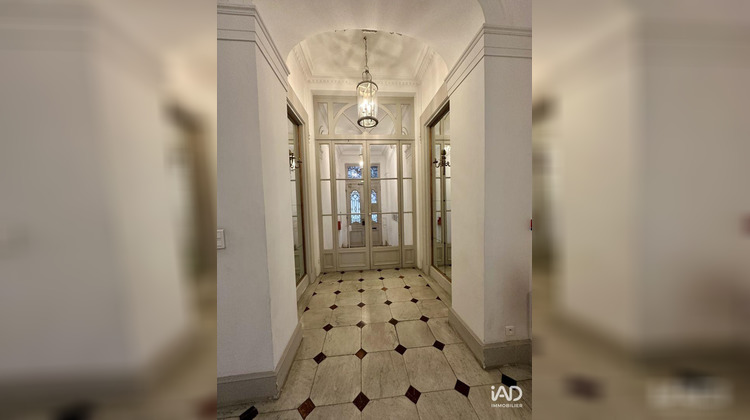 Ma-Cabane - Location Divers Marseille, 200 m²