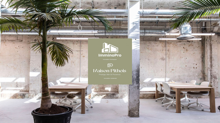 Ma-Cabane - Location Divers Marseille, 138 m²