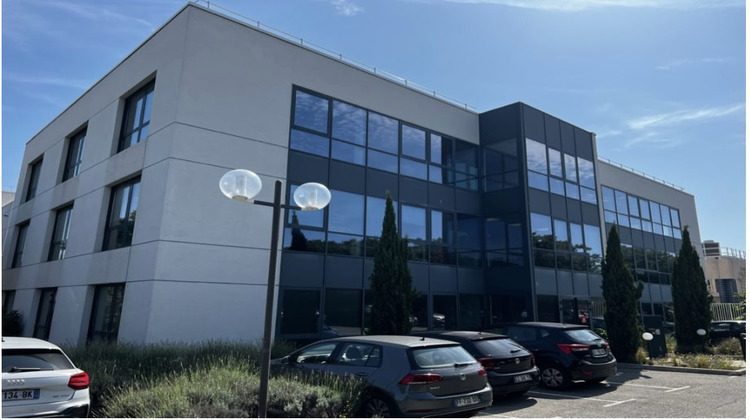 Ma-Cabane - Location Divers Marseille, 426 m²