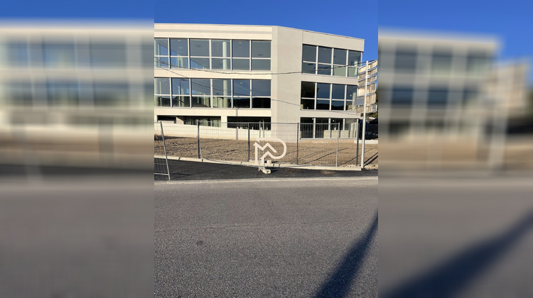 Ma-Cabane - Location Divers Marseille, 177 m²