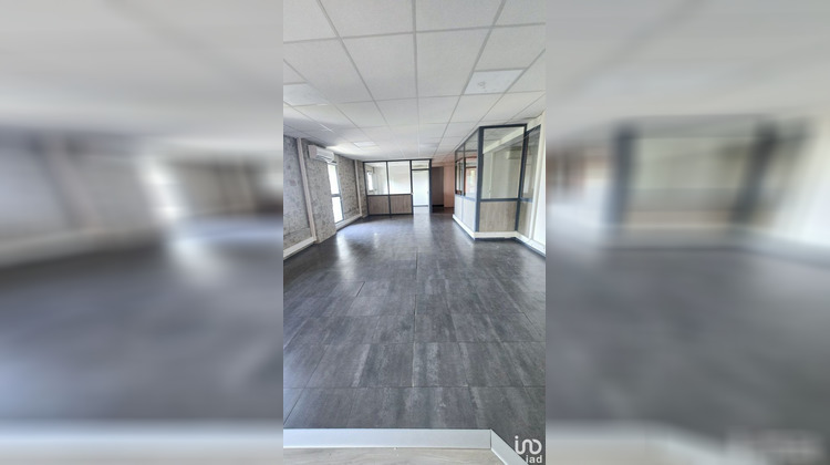 Ma-Cabane - Location Divers Marseille, 116 m²