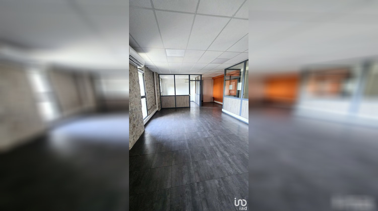 Ma-Cabane - Location Divers Marseille, 116 m²