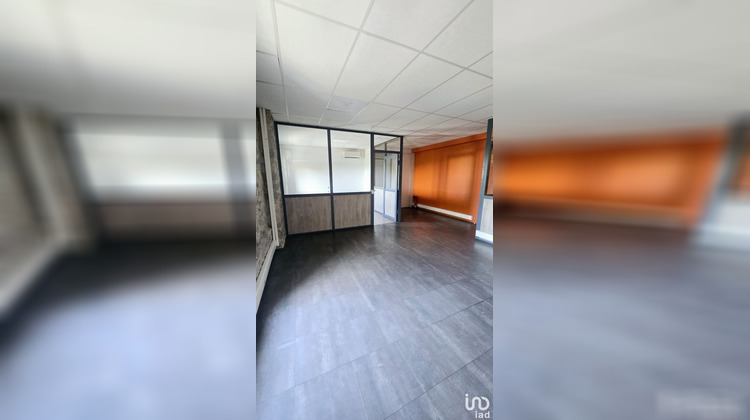 Ma-Cabane - Location Divers Marseille, 116 m²