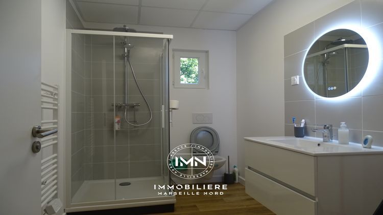 Ma-Cabane - Location Divers Marseille, 250 m²