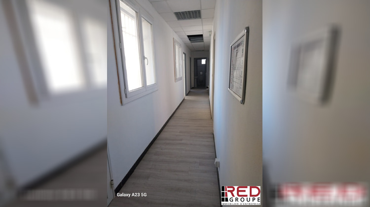 Ma-Cabane - Location Divers Marseille, 235 m²