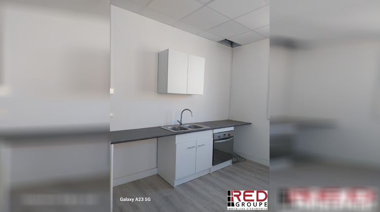 Ma-Cabane - Location Divers Marseille, 235 m²