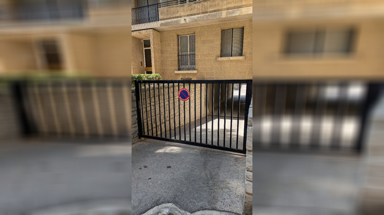 Ma-Cabane - Location Divers MARSEILLE 5, 10 m²