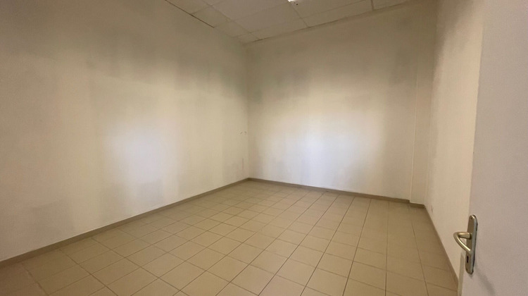 Ma-Cabane - Location Divers Mayenne, 140 m²