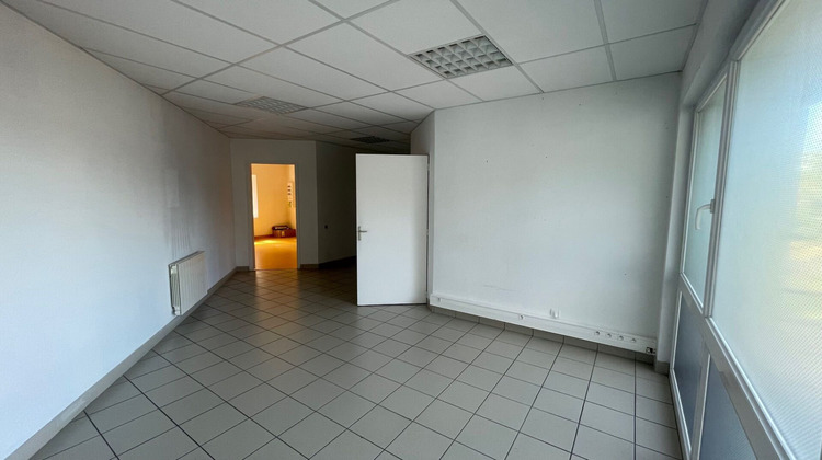 Ma-Cabane - Location Divers Mayenne, 140 m²