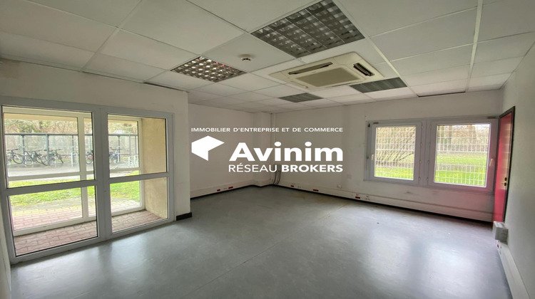 Ma-Cabane - Location Divers Meylan, 953 m²