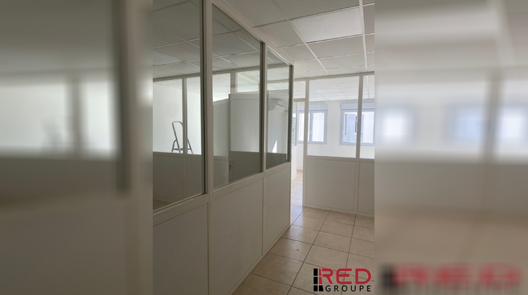 Ma-Cabane - Location Divers Meyreuil, 102 m²