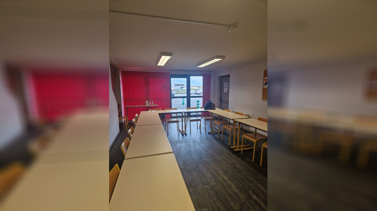 Ma-Cabane - Location Divers Mondeville, 312 m²