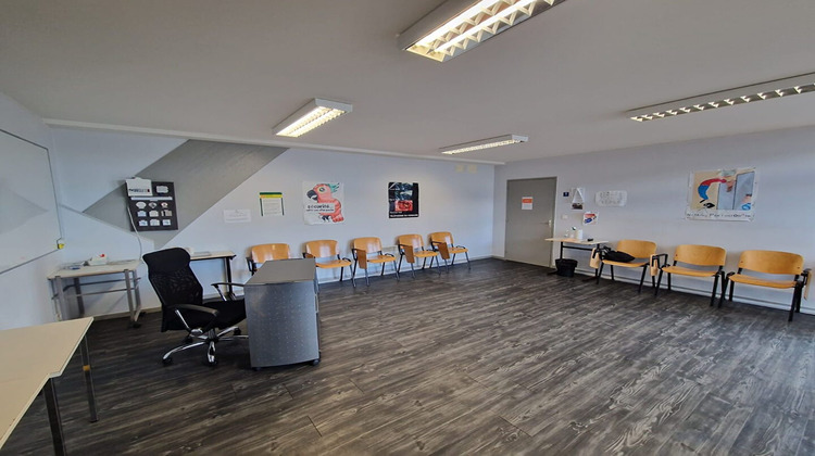 Ma-Cabane - Location Divers Mondeville, 312 m²