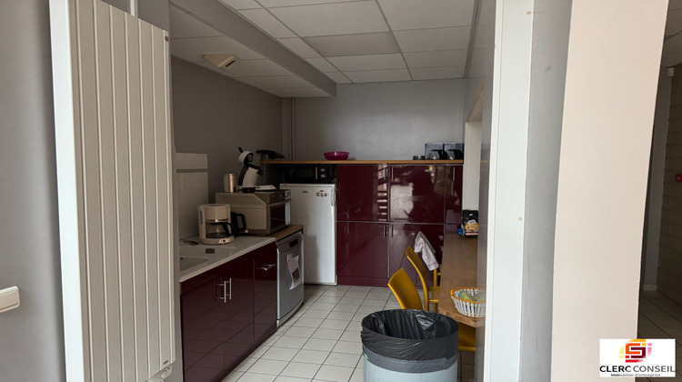 Ma-Cabane - Location Divers Mont-Saint-Aignan, 525 m²