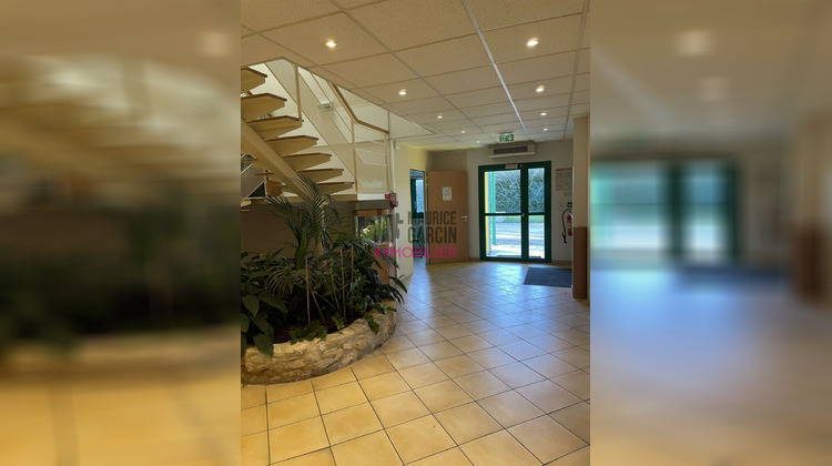 Ma-Cabane - Location Divers Monteux, 350 m²