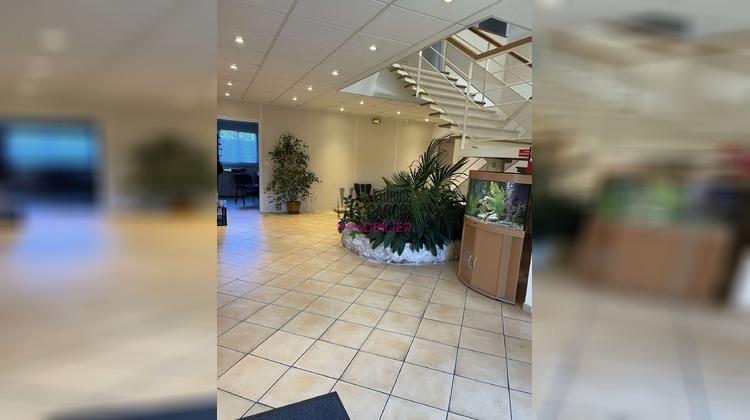 Ma-Cabane - Location Divers Monteux, 350 m²