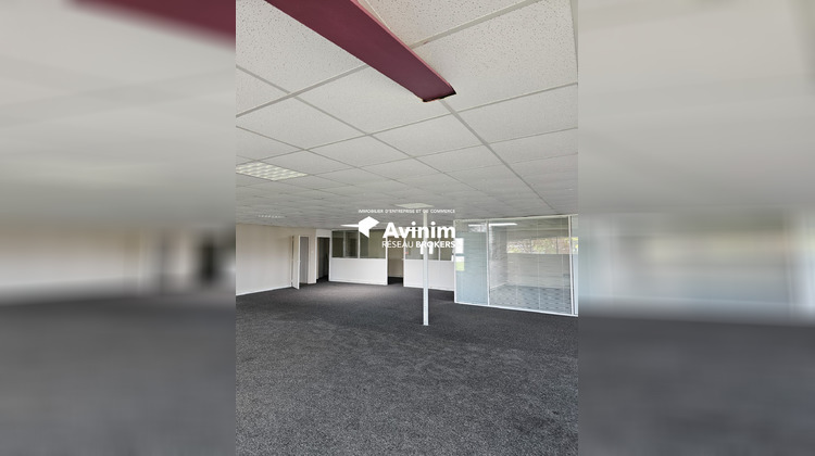 Ma-Cabane - Location Divers Montgermont, 242 m²