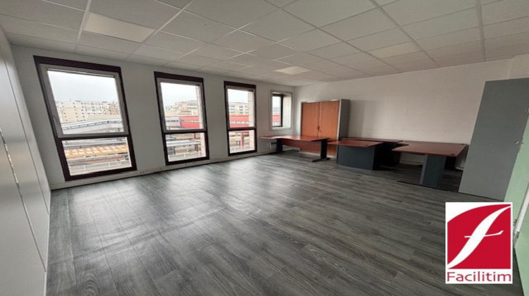 Ma-Cabane - Location Divers Montigny-le-Bretonneux, 32 m²