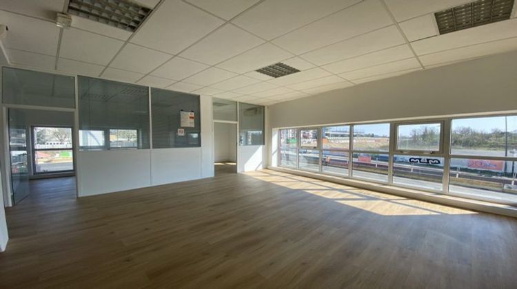 Ma-Cabane - Location Divers Montreuil, 288 m²