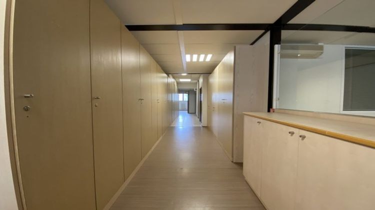 Ma-Cabane - Location Divers Montreuil, 710 m²